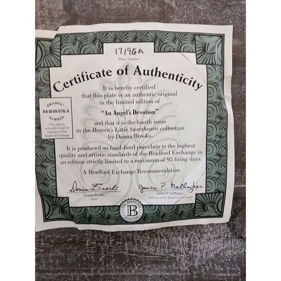 Limited Edition Bradford Exchange Plate "An Angels Devotion" By Donna Brooks COA - Picture 2 of 6